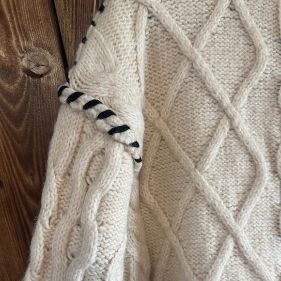 bobeau Cream Cable-Knit Sweater with Black Trim - Picture 3 of 8